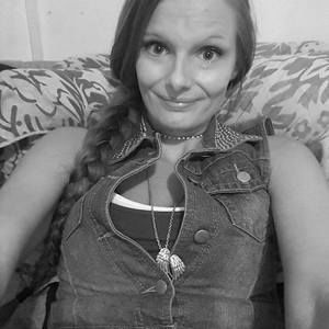 Meet your Posher, Steph